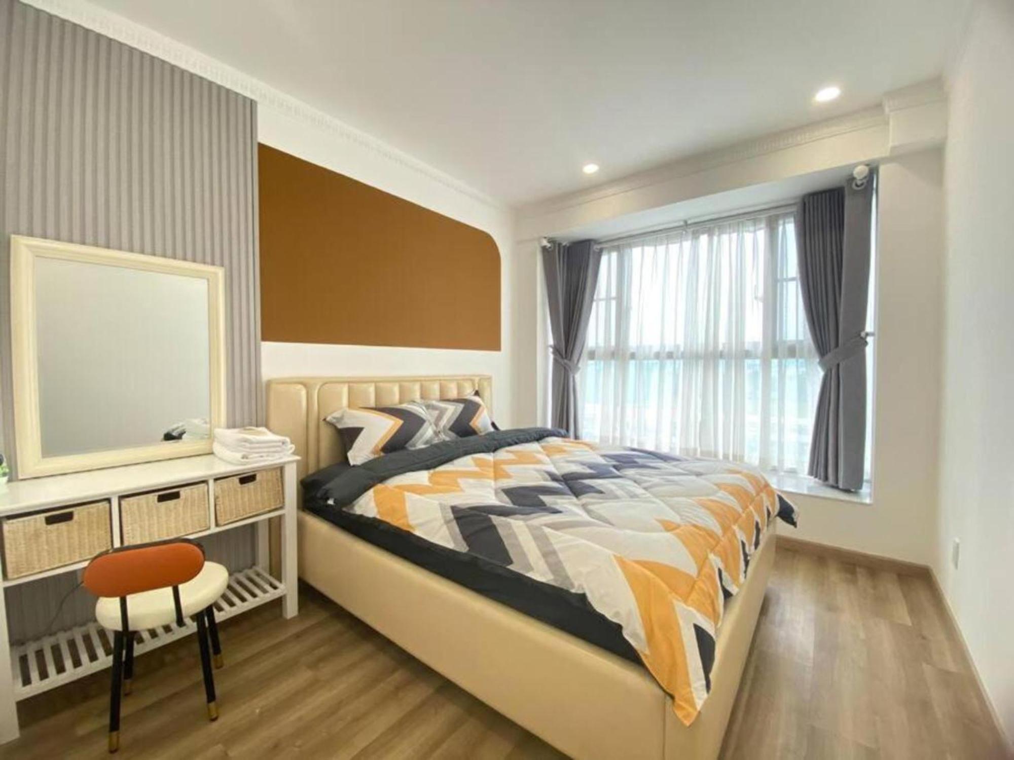 Cozy 3-br In The Center Of District 7 Căn hộ *