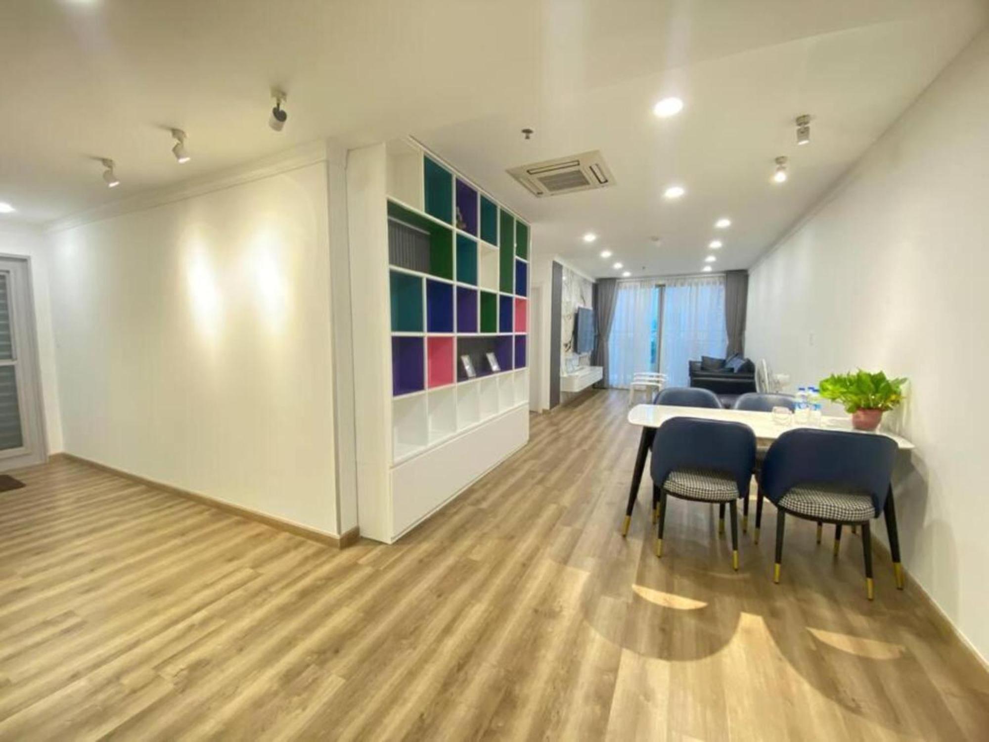 Căn hộ Cozy 3-br In The Center Of District 7 TP. Hồ Chí Minh